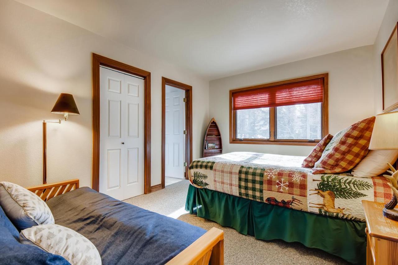 Pinecreek #F - 3 Bedroom - Close To Town - Shuttle To Slopes - Pool And Hot Tub Access ブリッケンリッジ エクステリア 写真