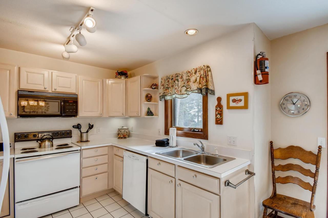 Pinecreek #F - 3 Bedroom - Close To Town - Shuttle To Slopes - Pool And Hot Tub Access ブリッケンリッジ エクステリア 写真